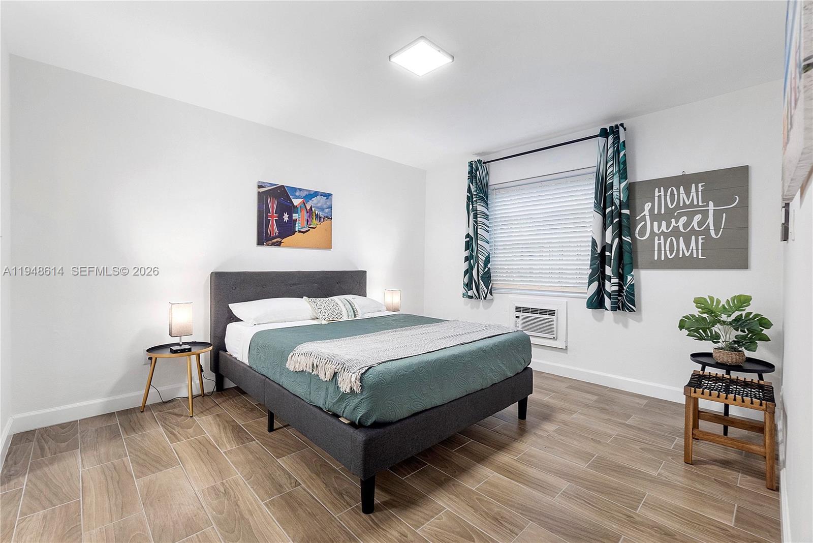 1730 NE 7th St # 5 Unit: 1-5