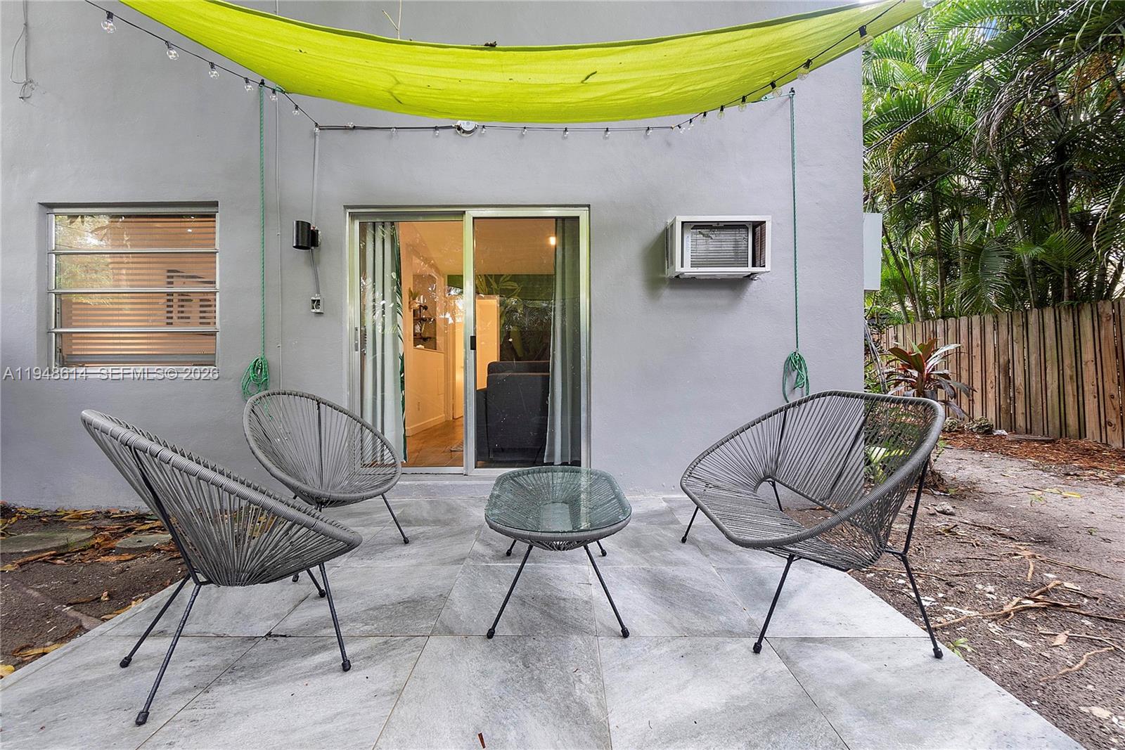 1730 NE 7th St # 5 Unit: 1-5