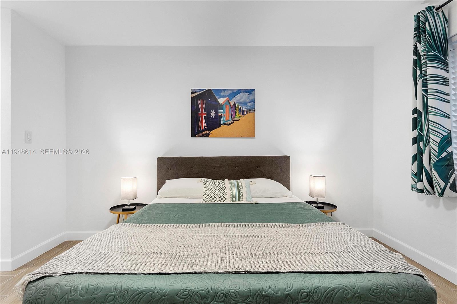 1730 NE 7th St # 5 Unit: 1-5