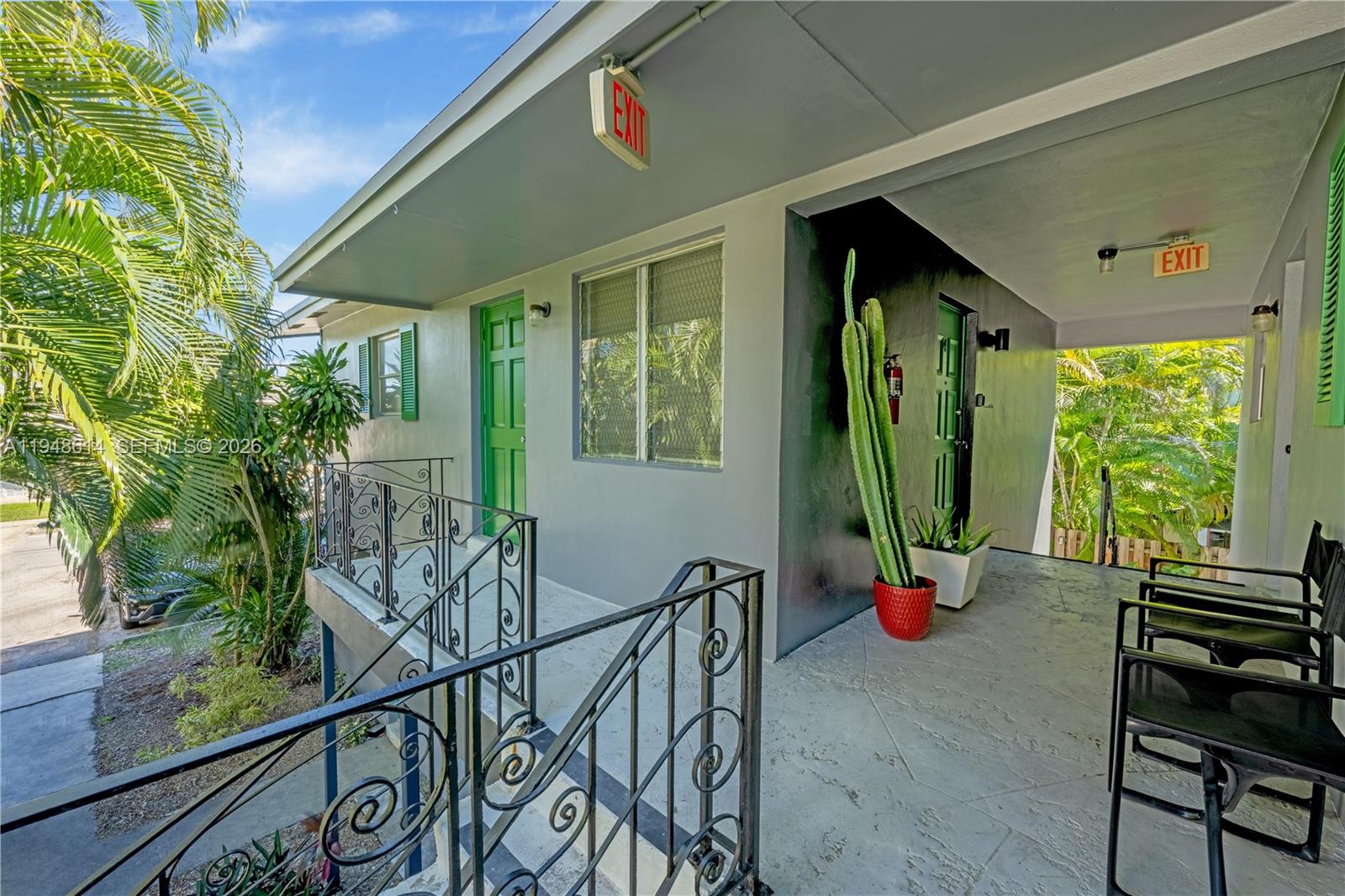 1730 NE 7th St # 5 Unit: 1-5