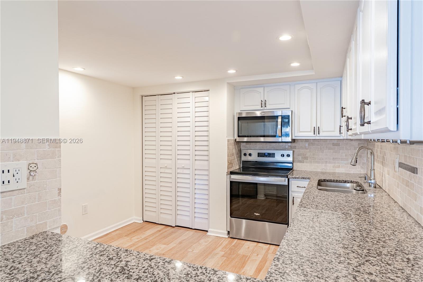 510 NW 97th Ave