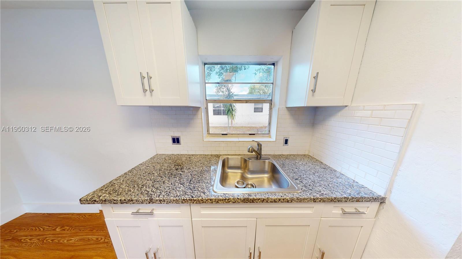 404 NW 21st Ter