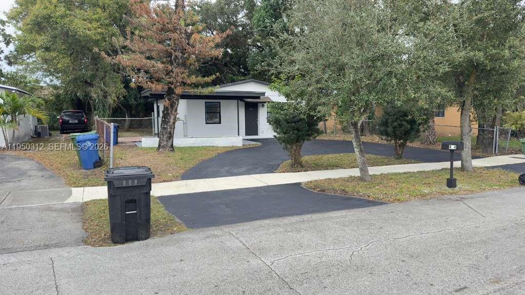 404 NW 21st Ter