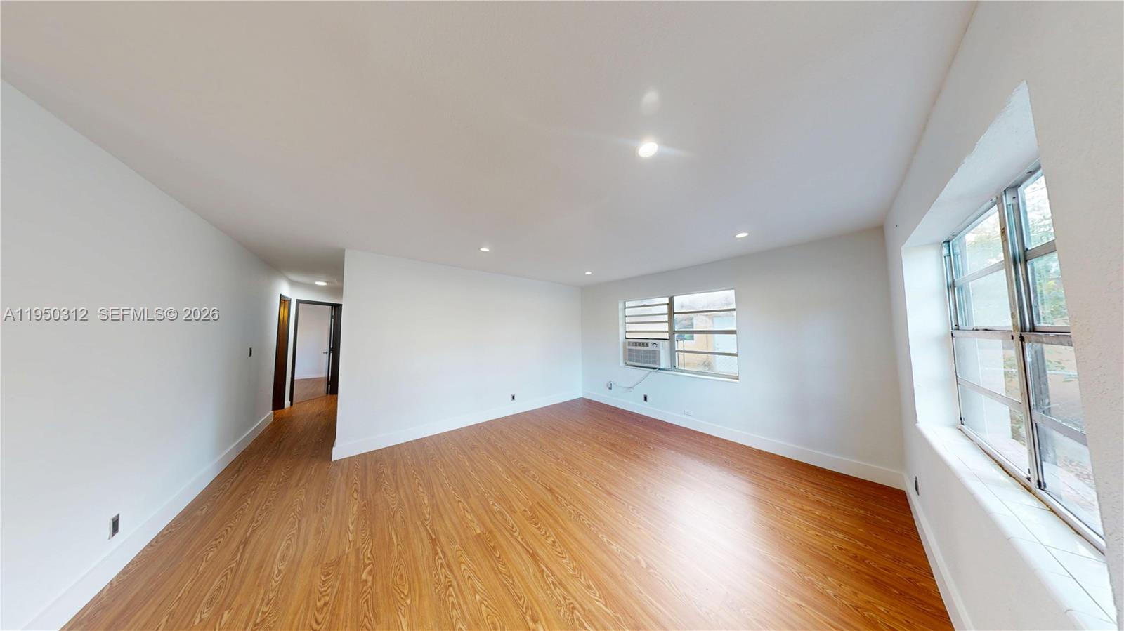 404 NW 21st Ter