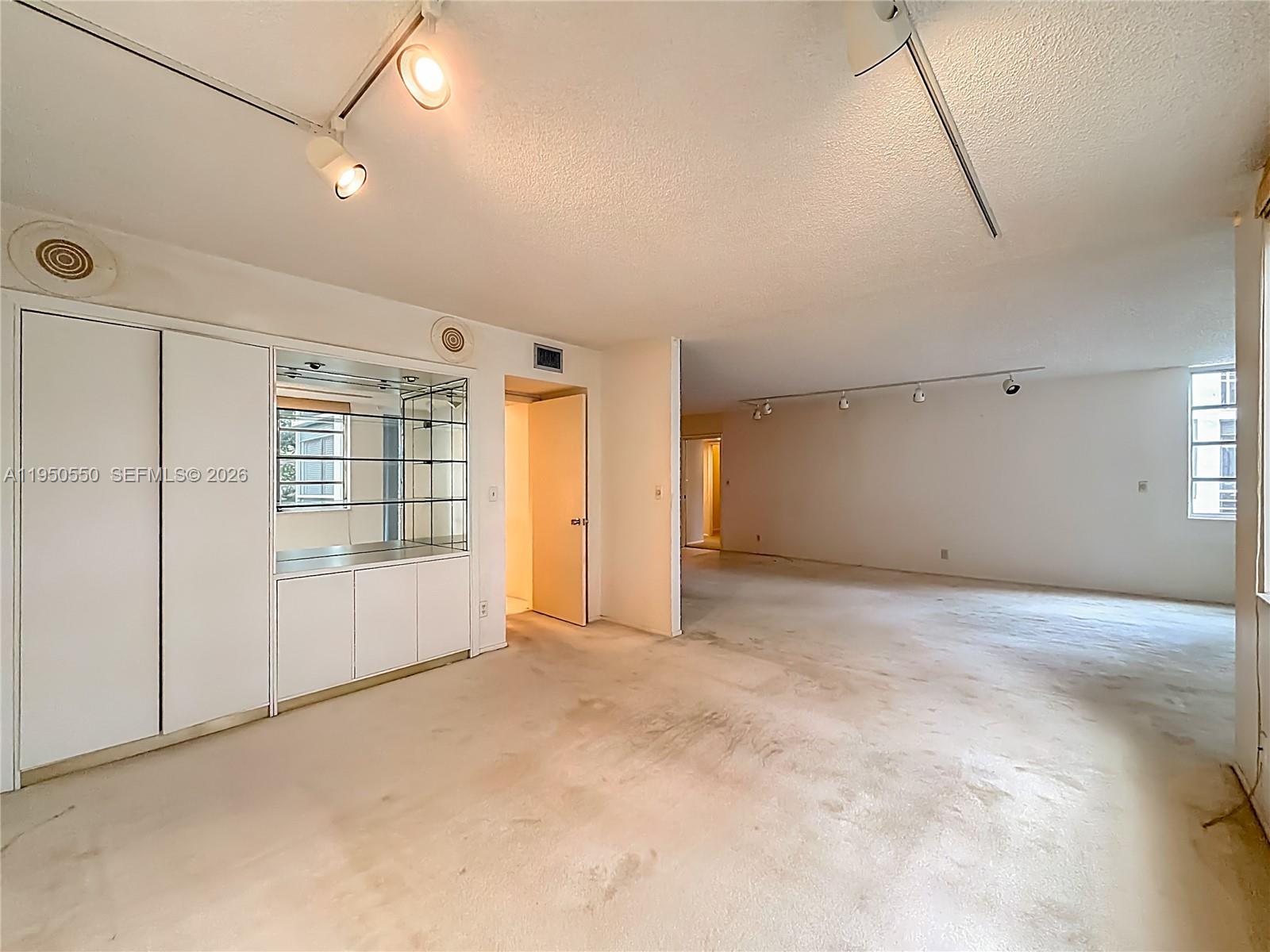 806 Cypress Grove Ln # 303