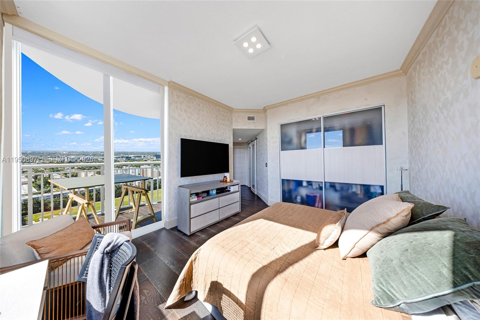 1745 E Hallandale Beach Blvd Unit: 2407W