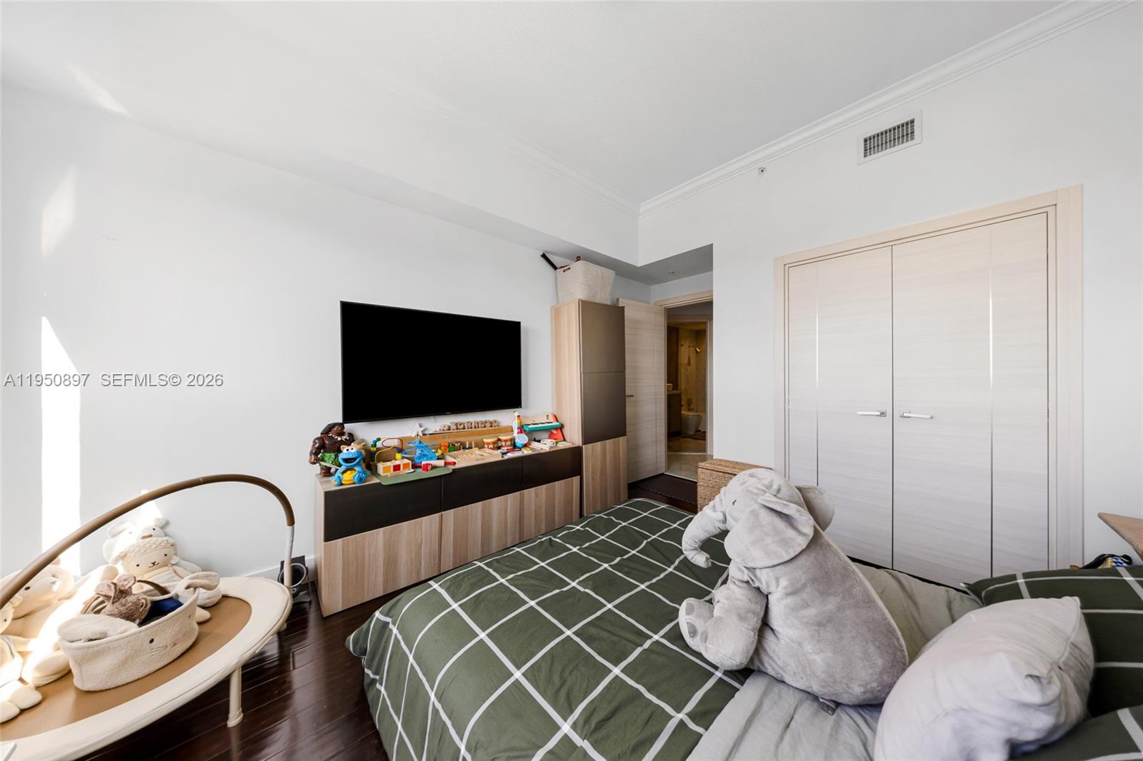 1745 E Hallandale Beach Blvd Unit: 2407W