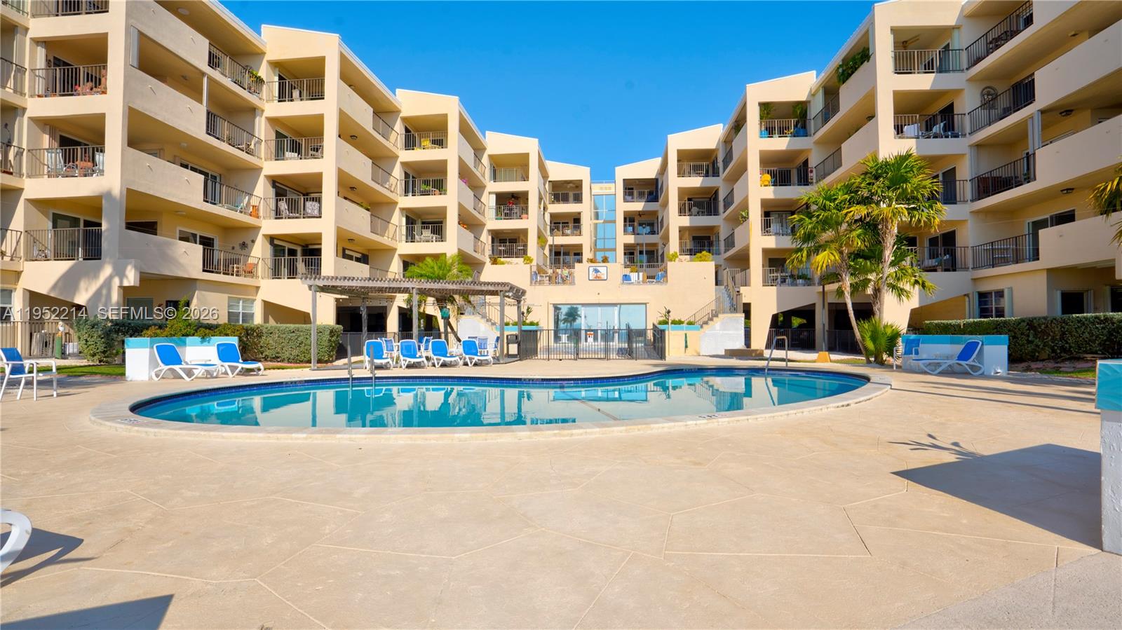 79901 Overseas Higway # 204