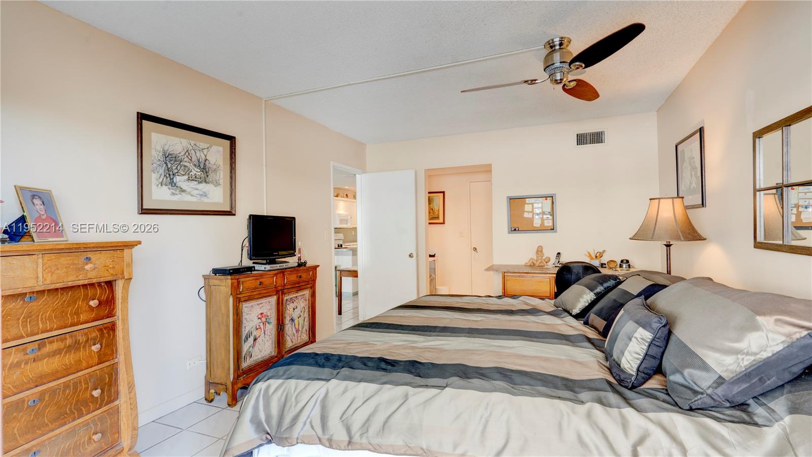 79901 Overseas Higway # 204