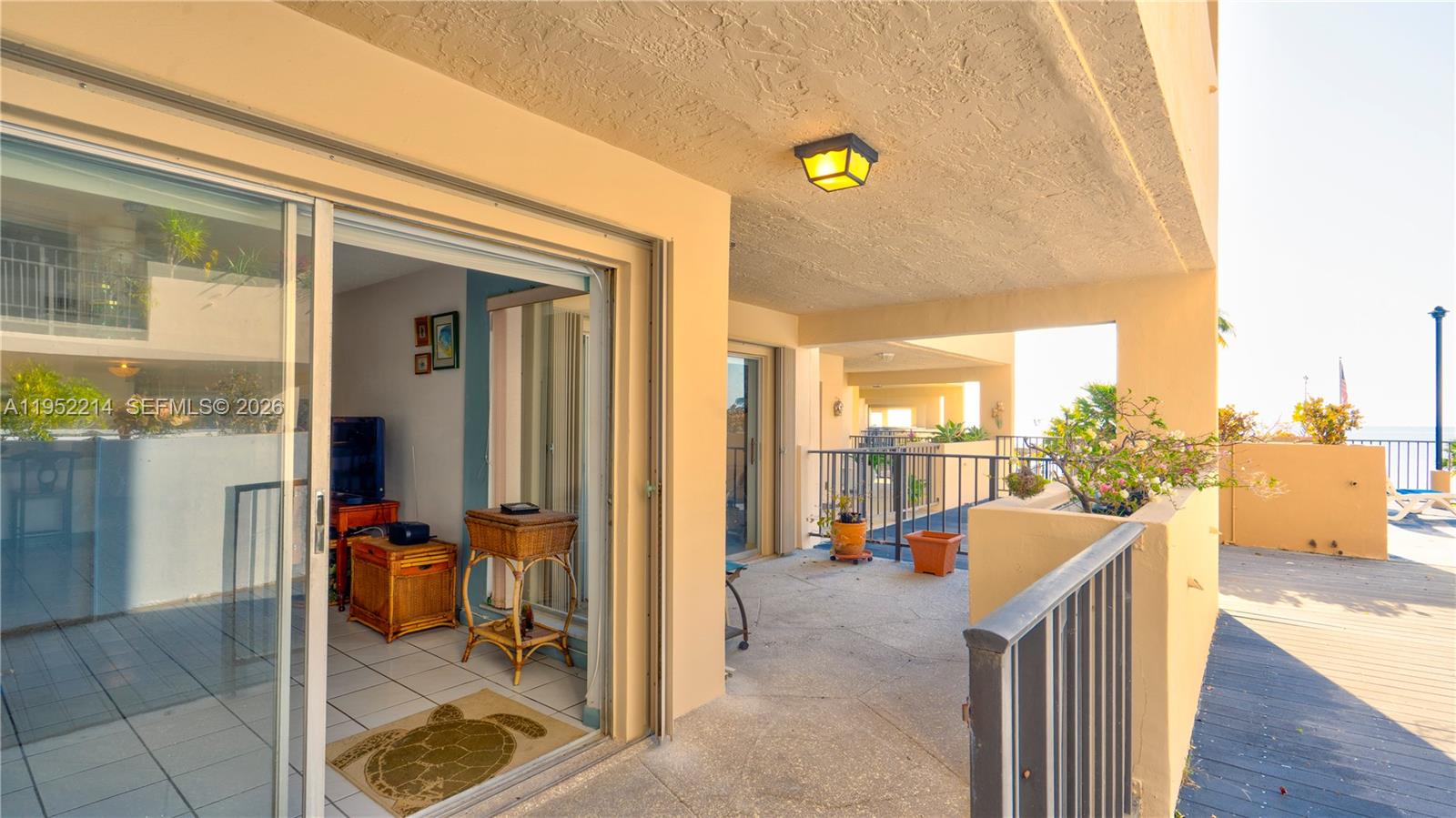 79901 Overseas Higway # 204