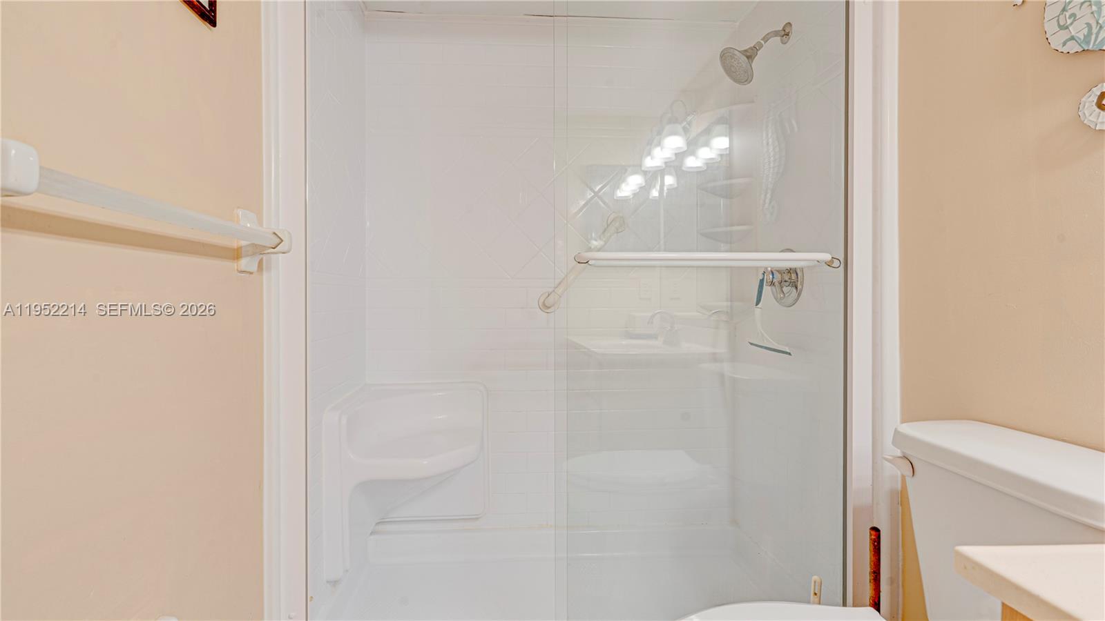 79901 Overseas Higway # 204