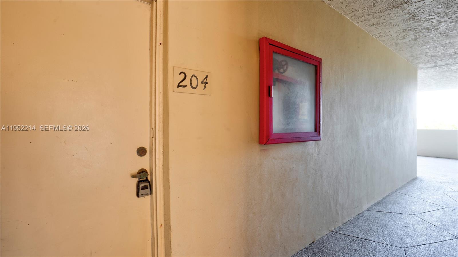 79901 Overseas Higway # 204