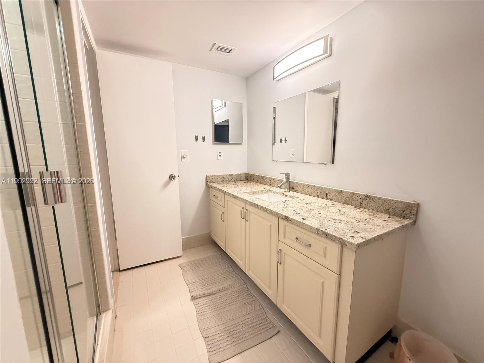 2206 S Cypress Bend Dr # 508