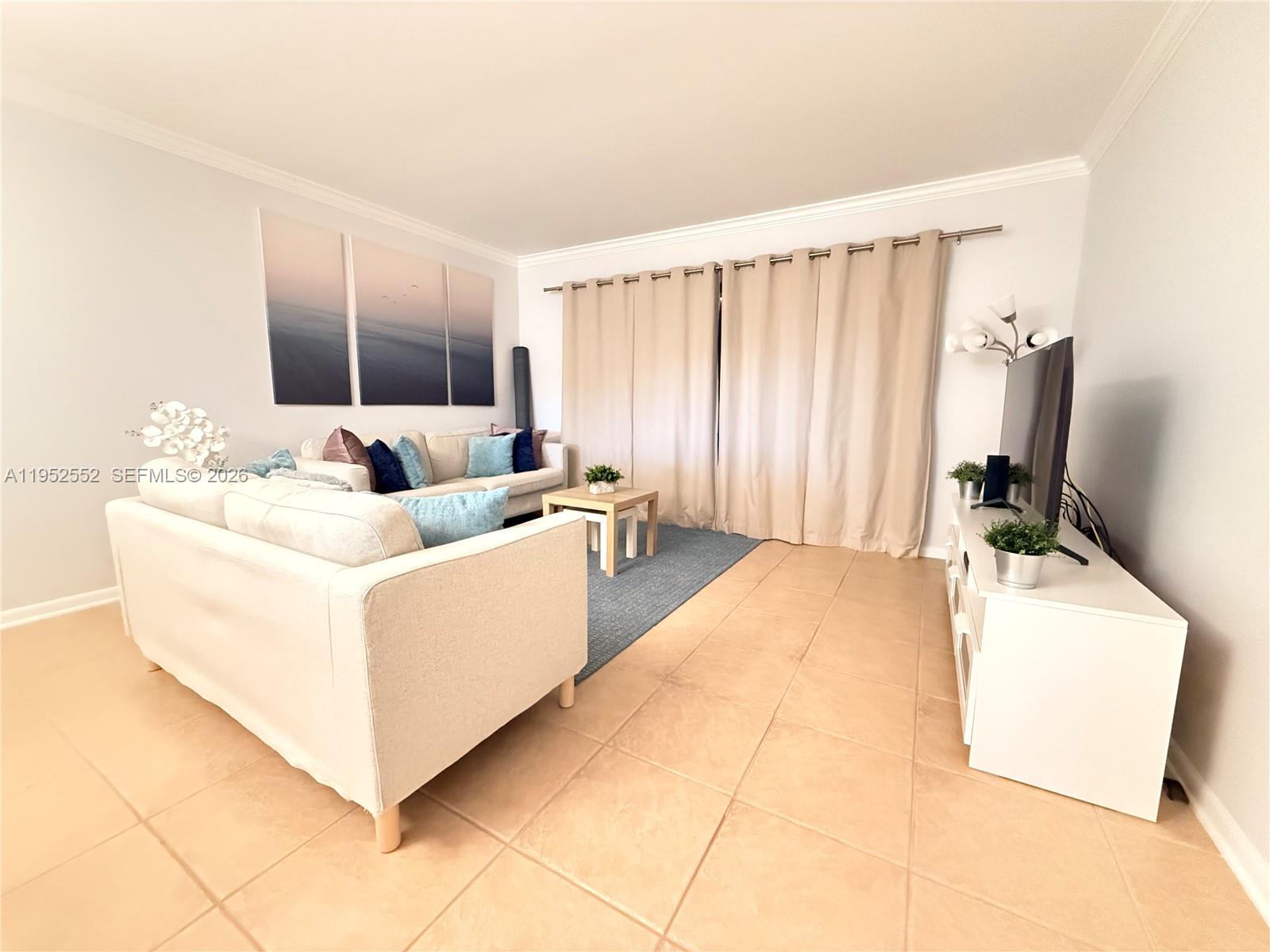 2206 S Cypress Bend Dr # 508