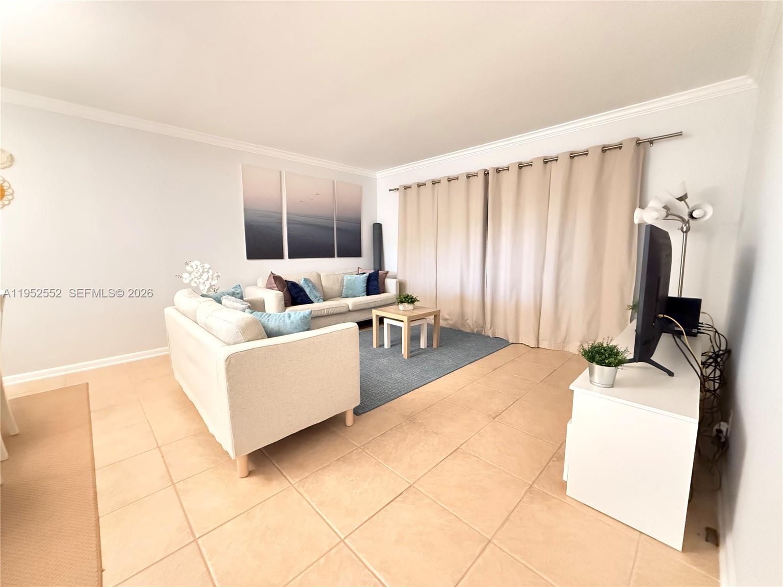 2206 S Cypress Bend Dr # 508