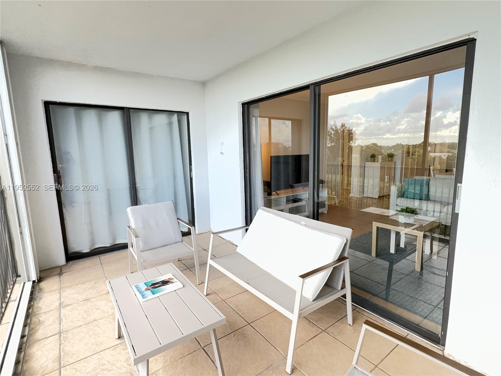 2206 S Cypress Bend Dr # 508