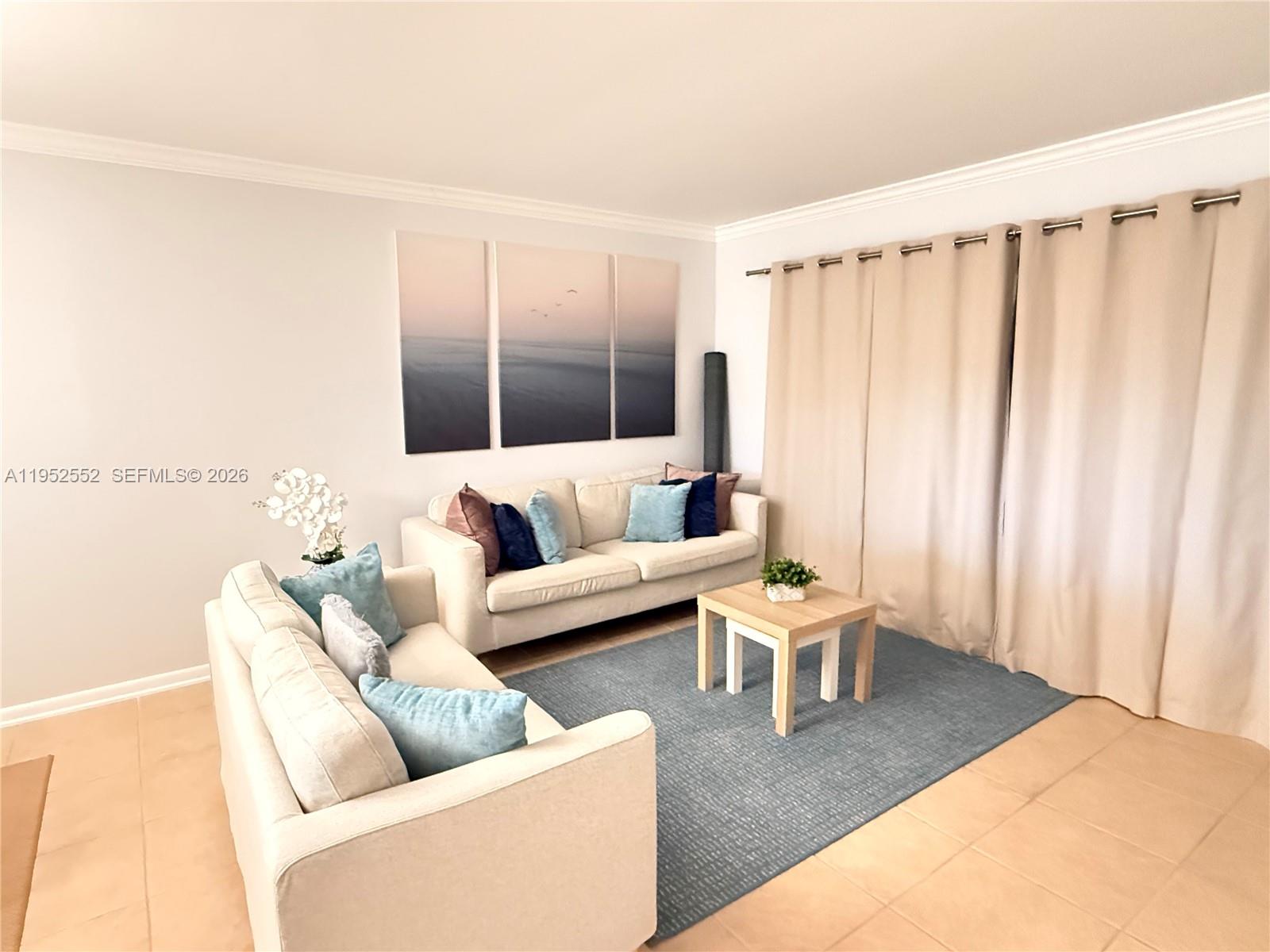 2206 S Cypress Bend Dr # 508