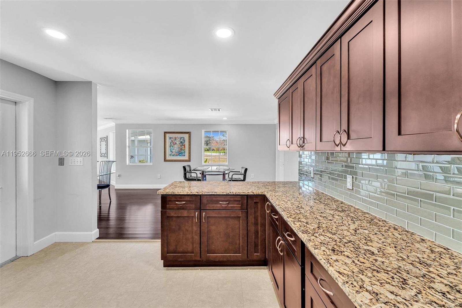 10006 SW Tyler Ter