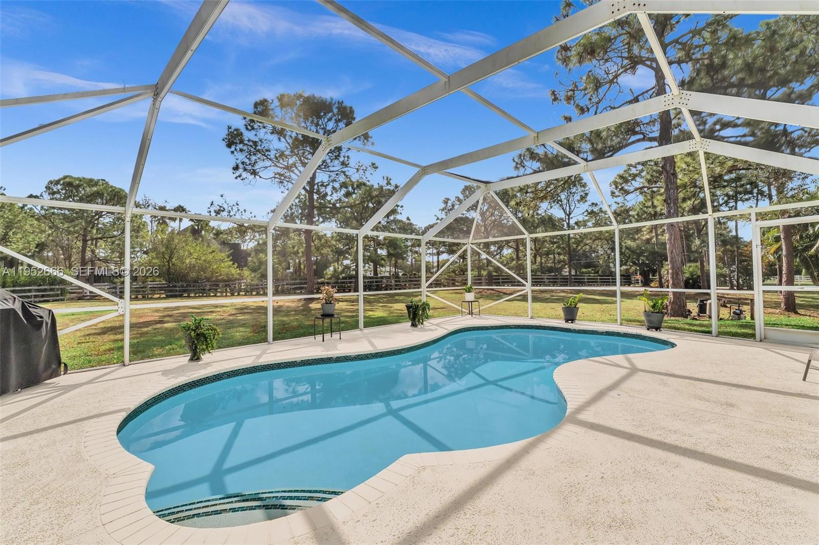 10006 SW Tyler Ter