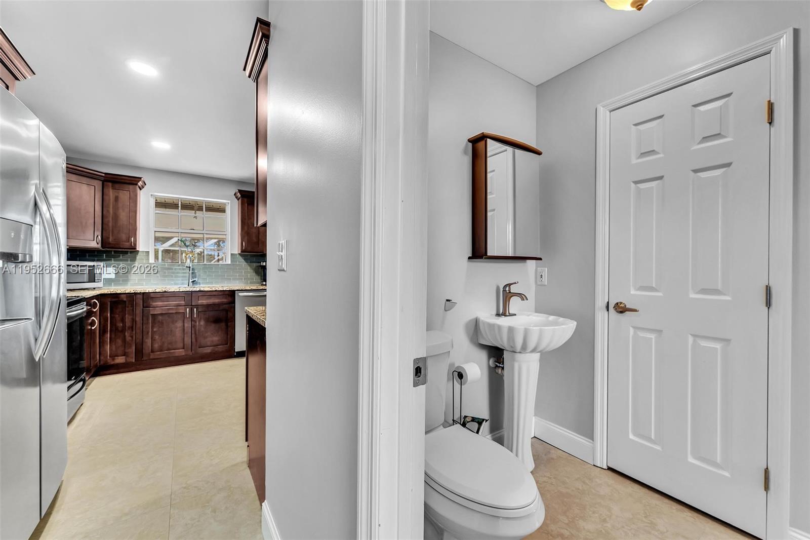 10006 SW Tyler Ter