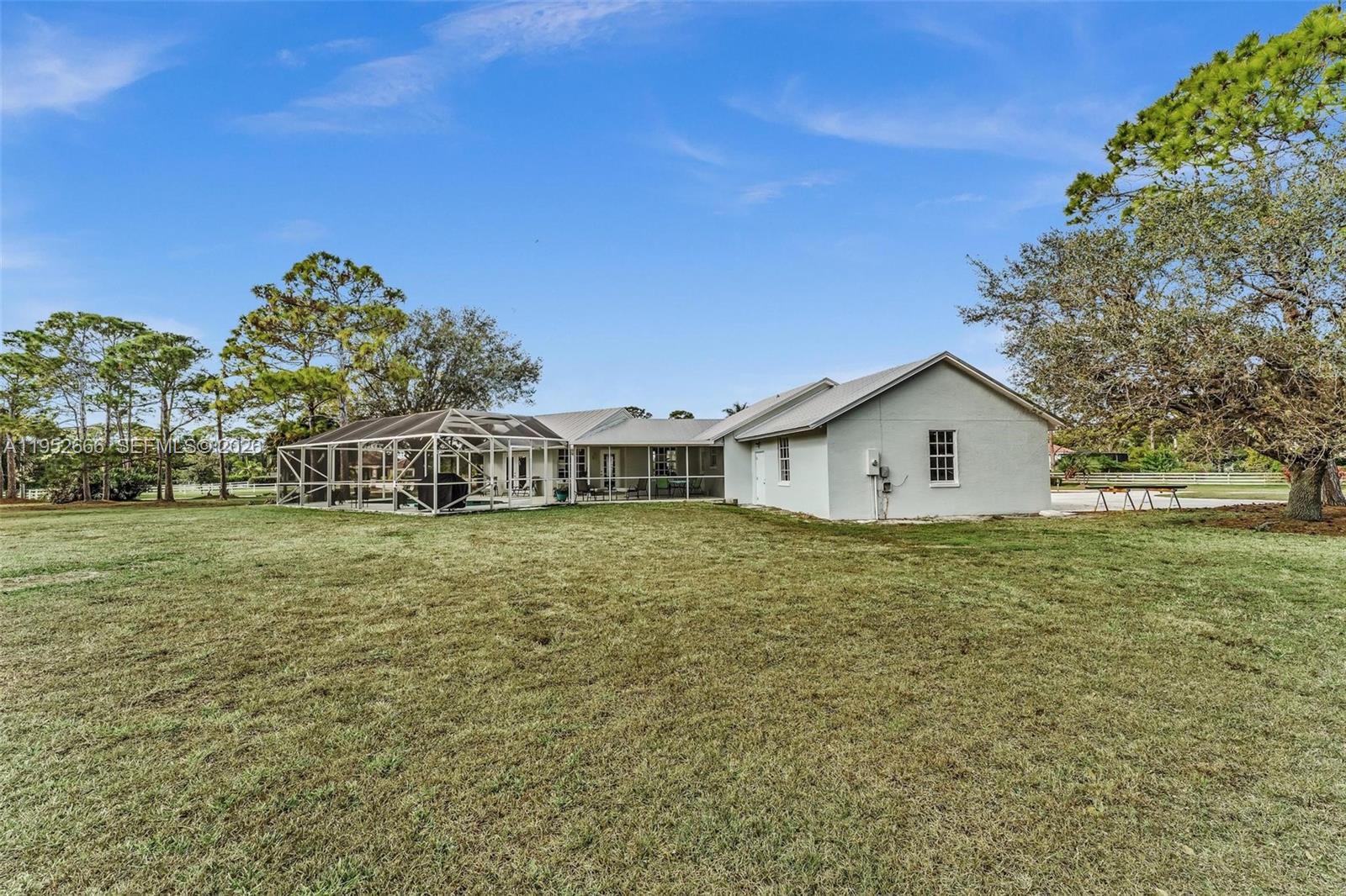 10006 SW Tyler Ter