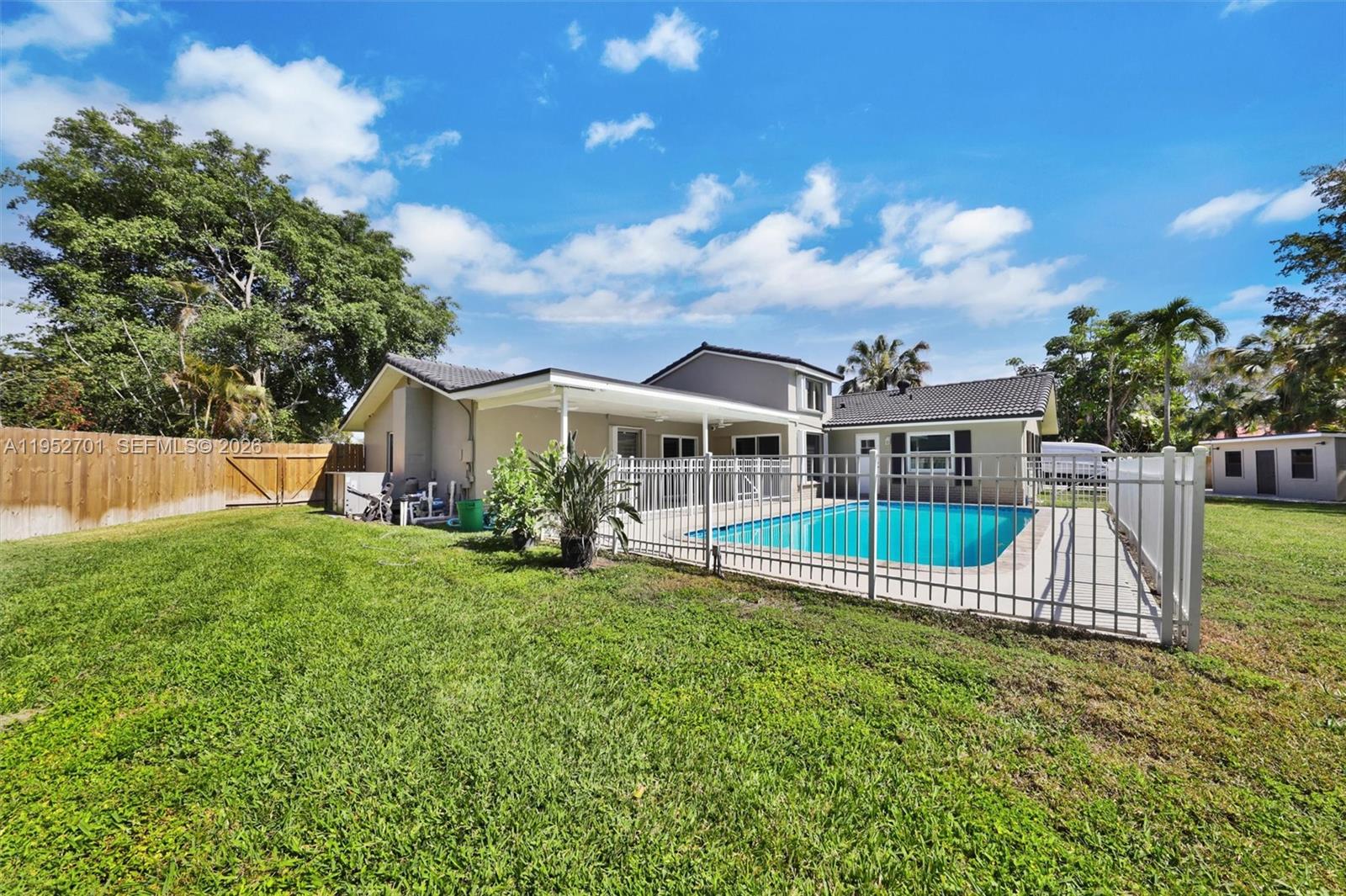 3560 NW 99th Ave