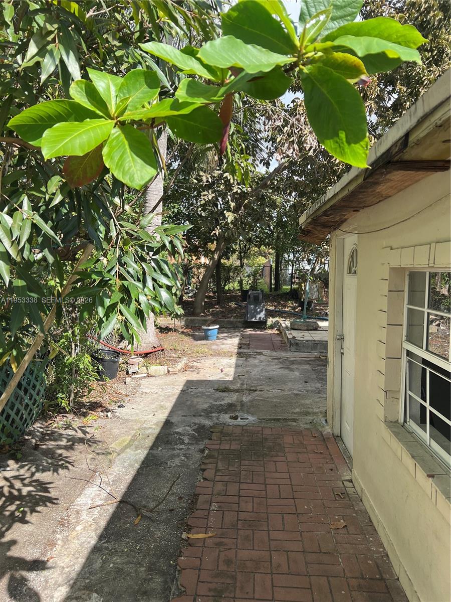 1455 NW 112th St