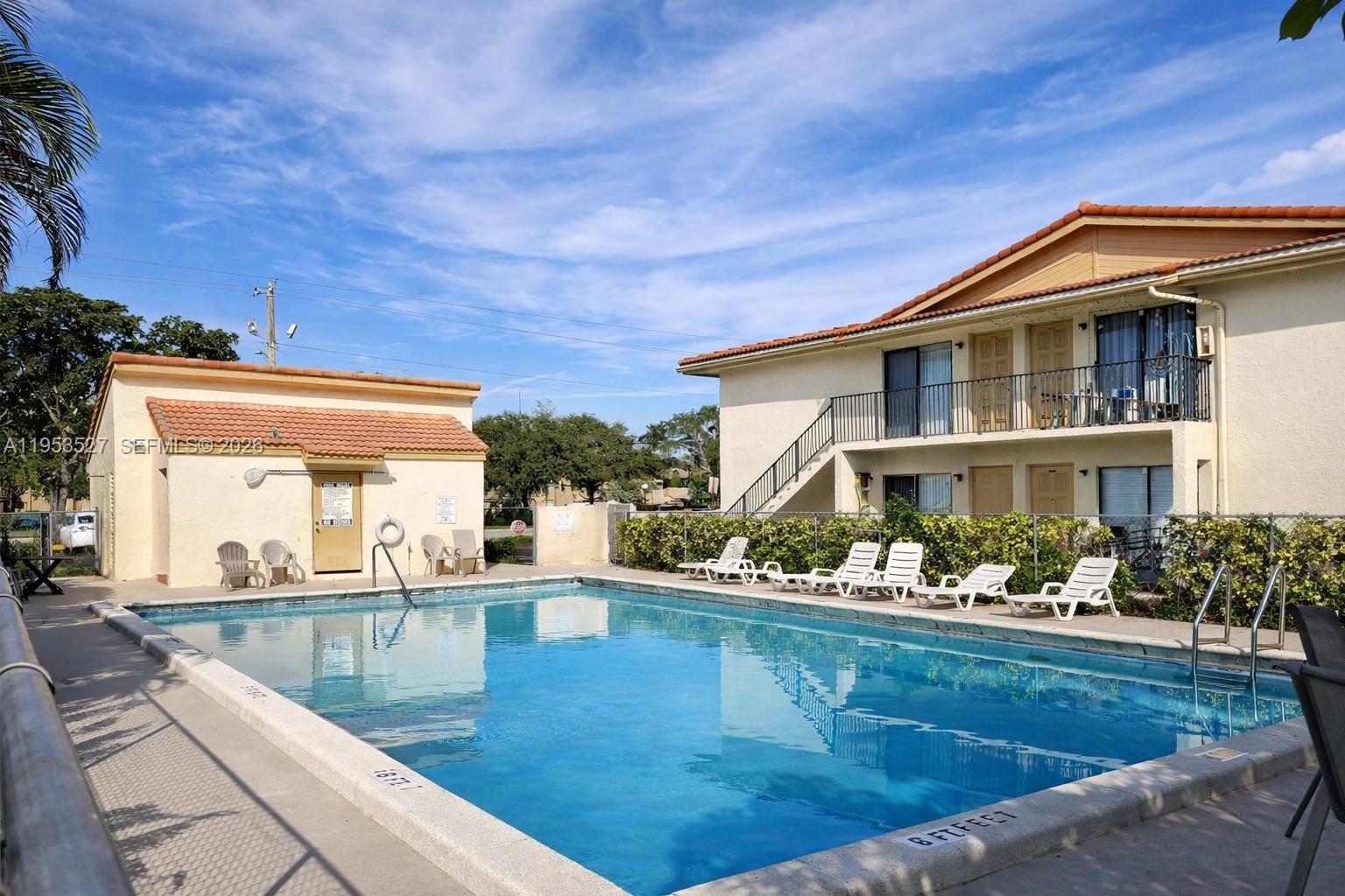 11116 Royal Palm Blvd # 10 Unit: 2-10