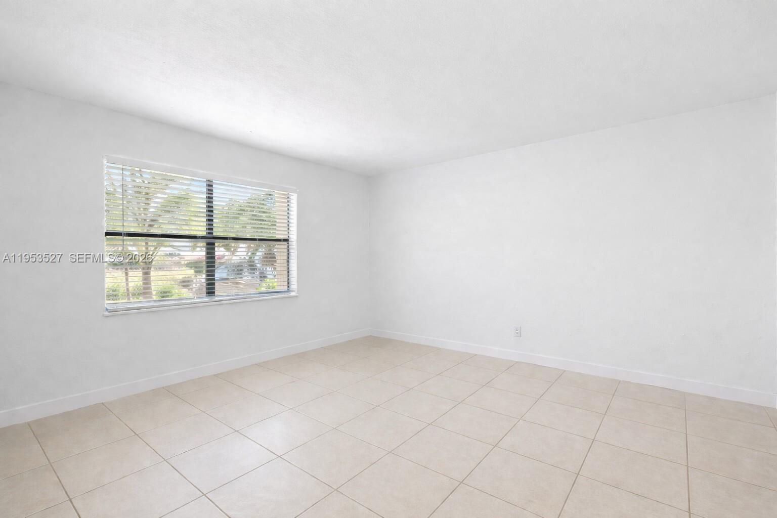11116 Royal Palm Blvd # 10 Unit: 2-10