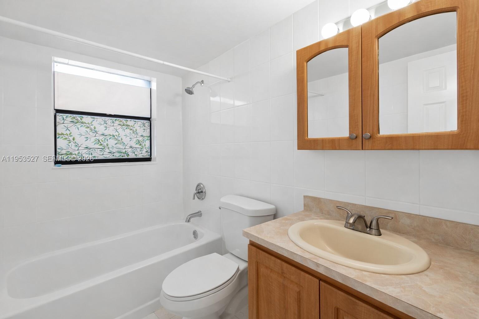 11116 Royal Palm Blvd # 10 Unit: 2-10