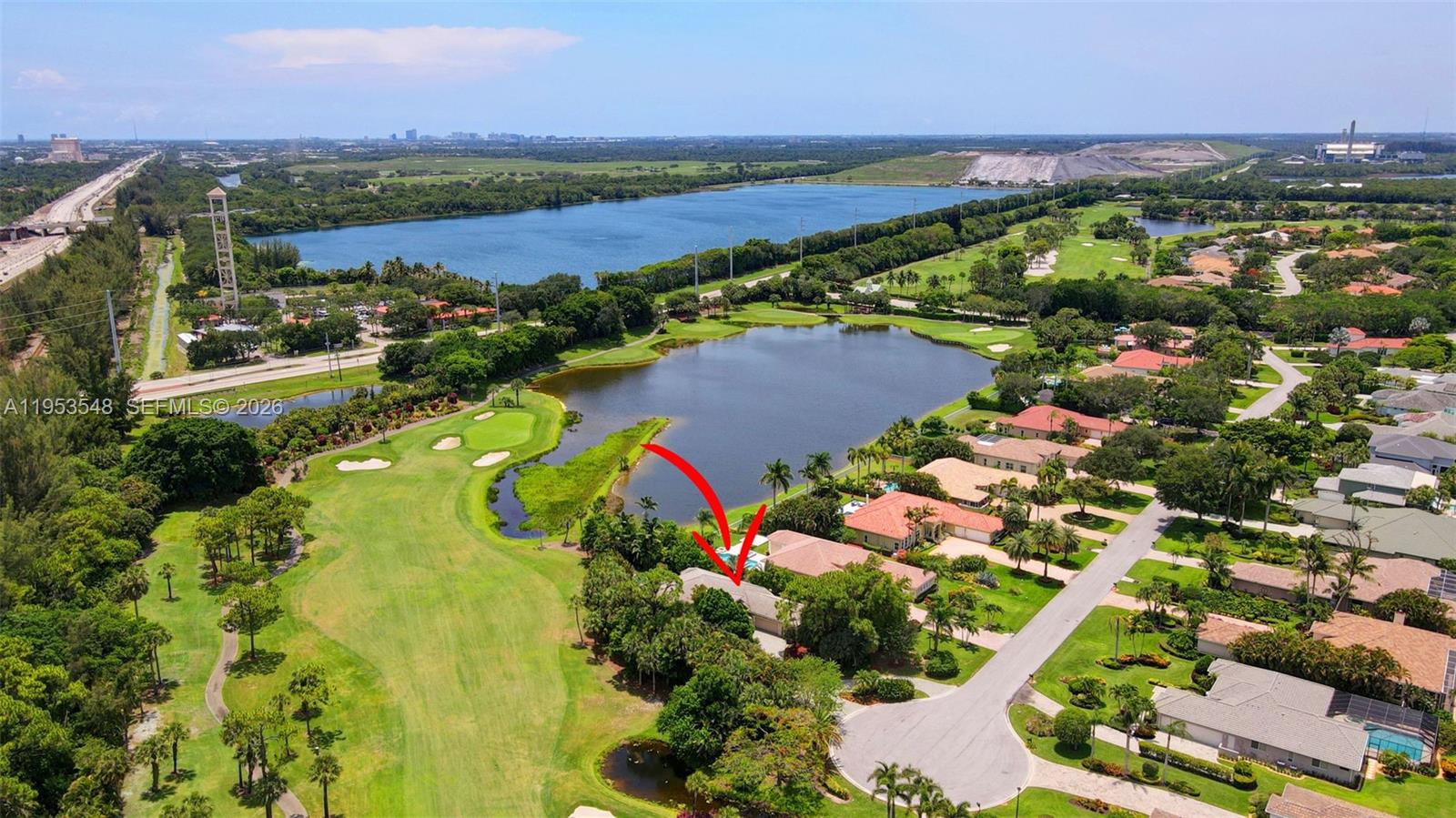 8244 Lakeview Dr