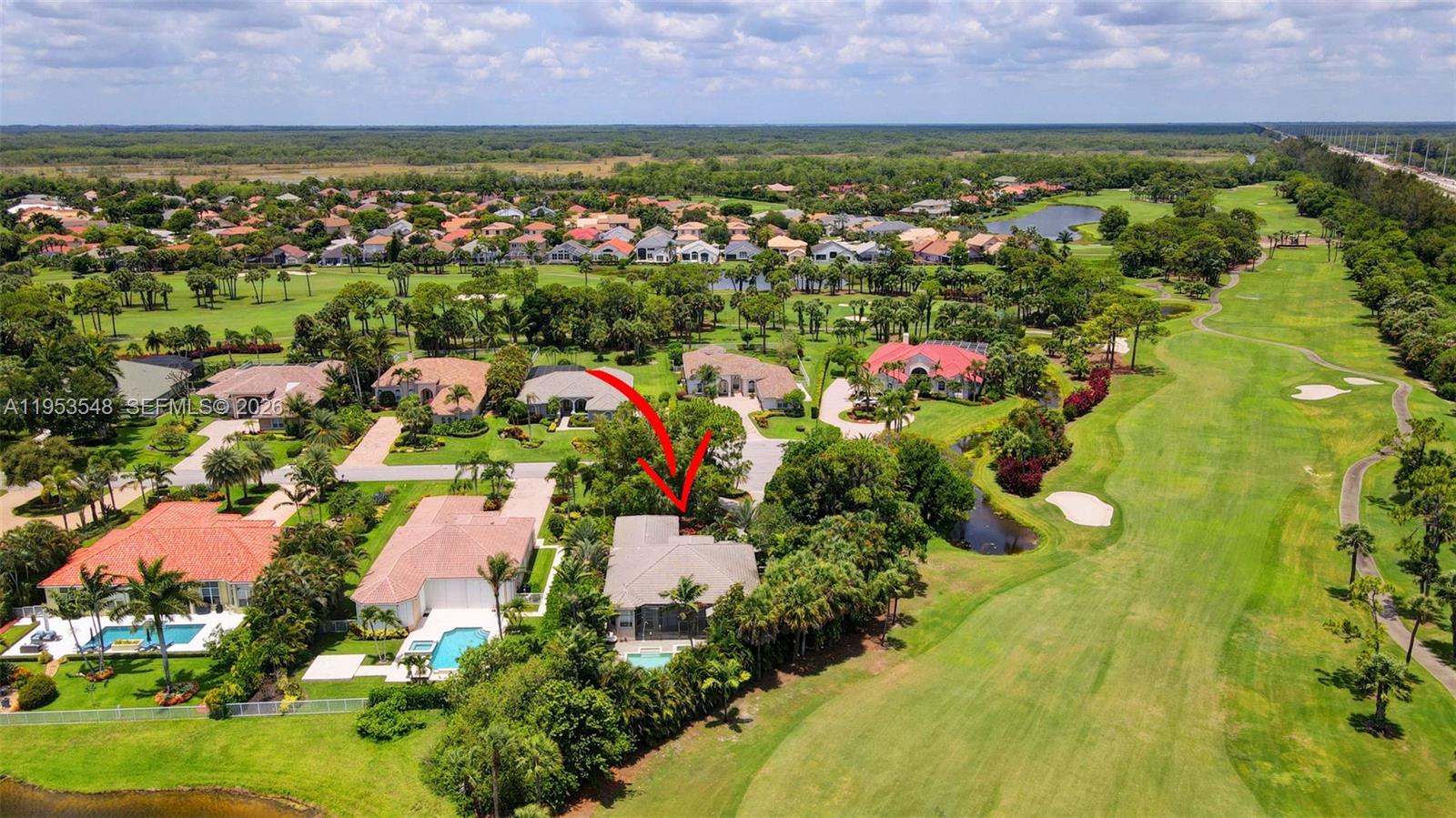 8244 Lakeview Dr