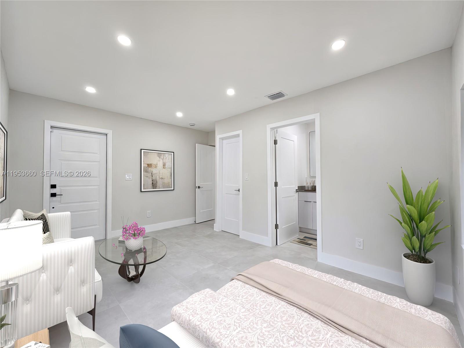 765 NW 45th St