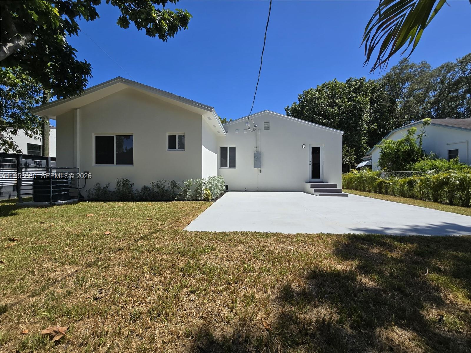 765 NW 45th St