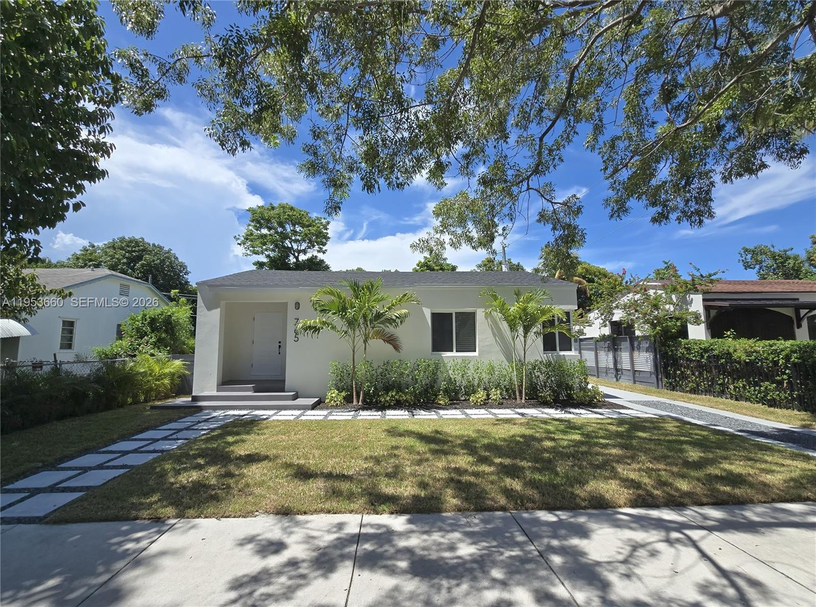 765 NW 45th St