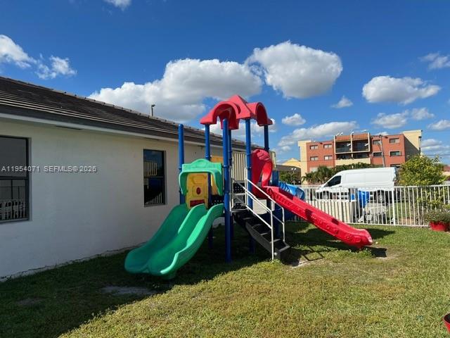 8075 NW 7th St # 501