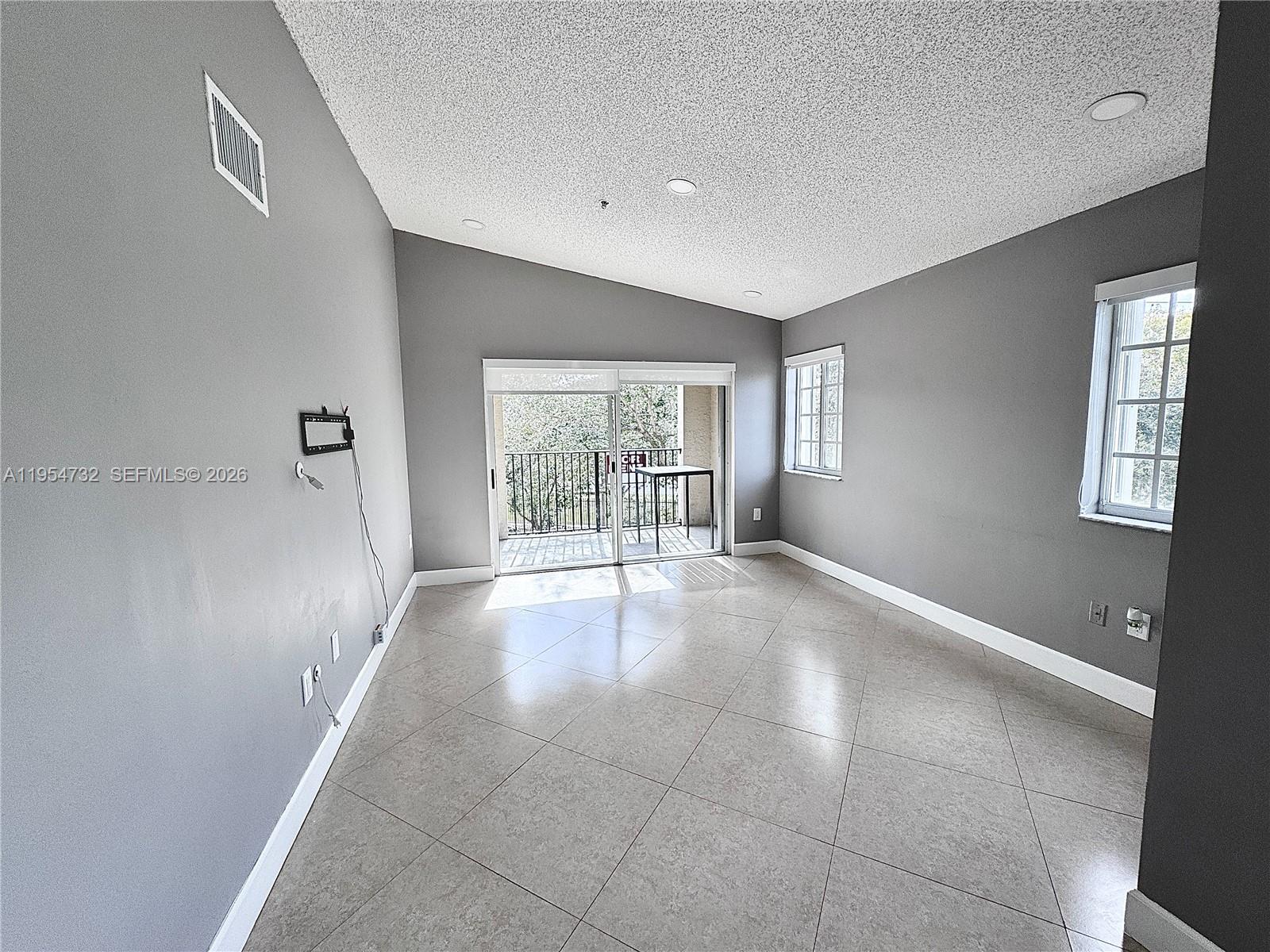 2133 Renaissance Blvd # 307