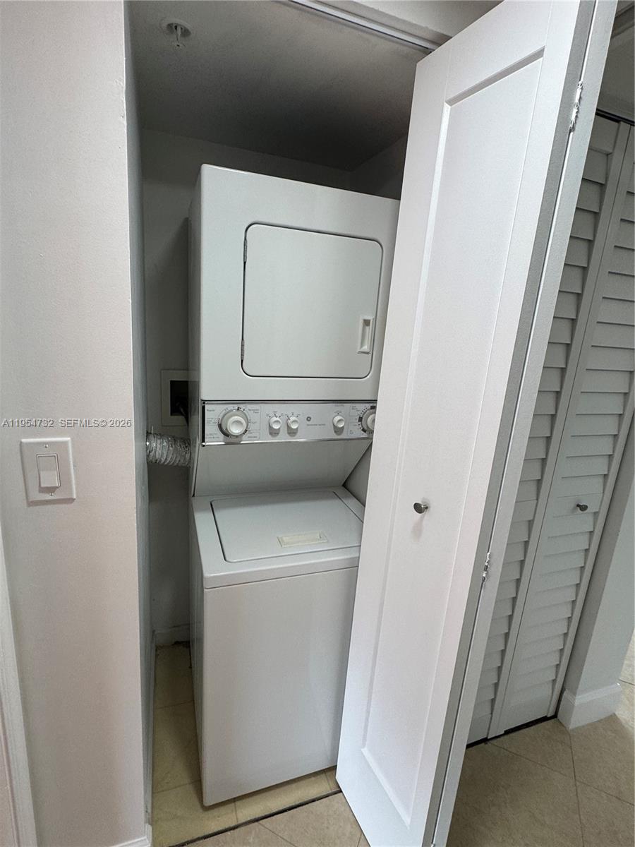 2133 Renaissance Blvd # 307