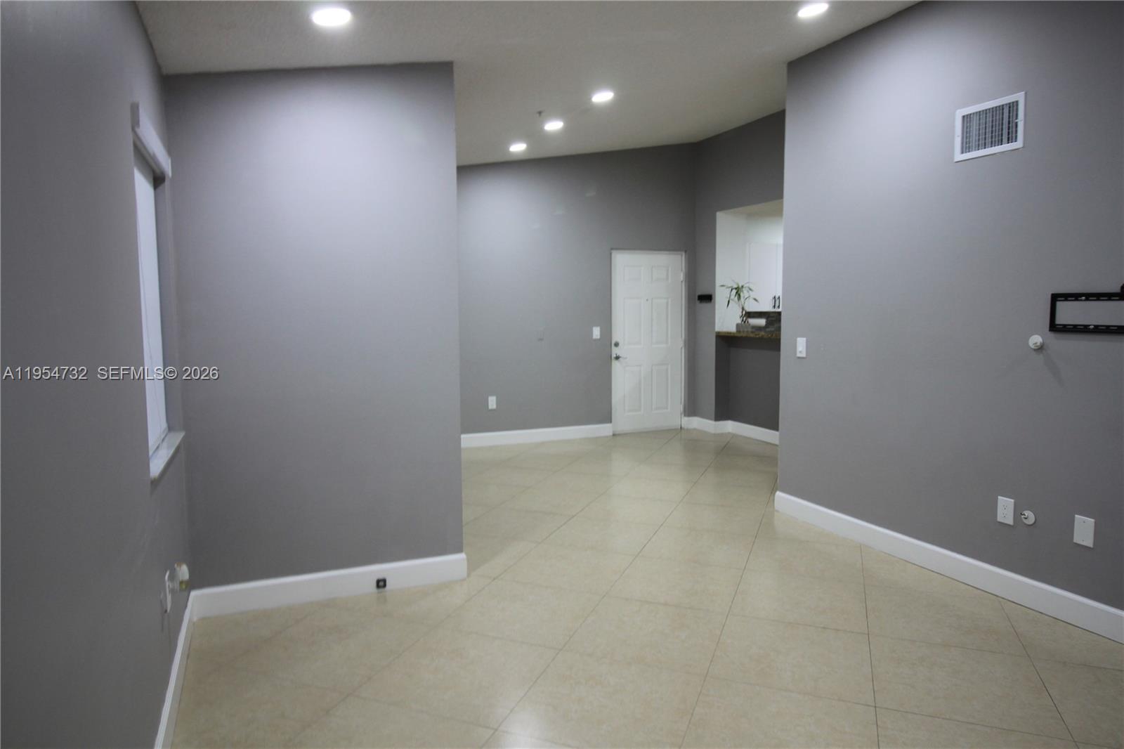 2133 Renaissance Blvd # 307