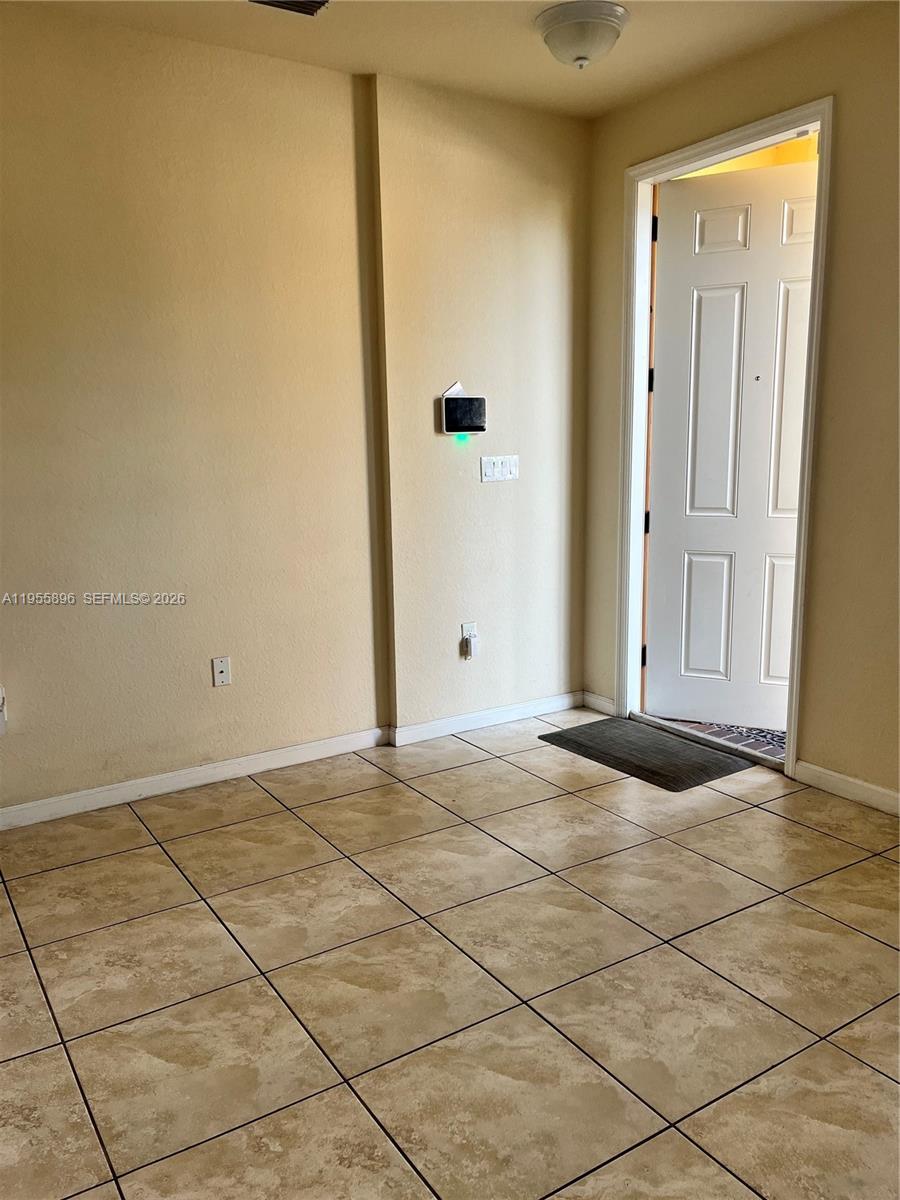 3195 NW 31st Ter