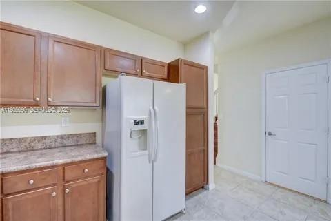 3195 NW 31st Ter