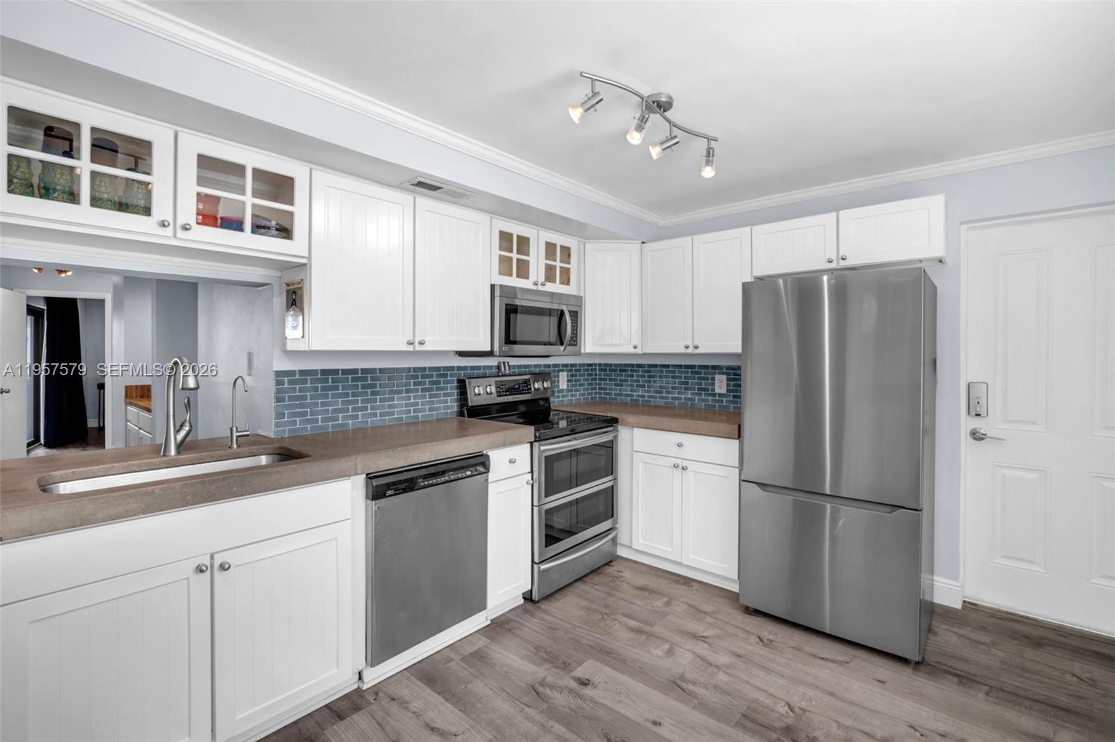 2029 N Ocean Blvd # 106