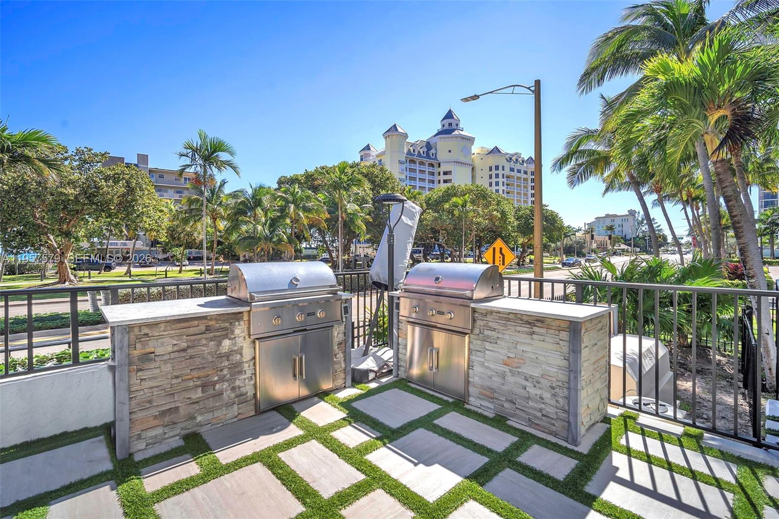 2029 N Ocean Blvd # 106