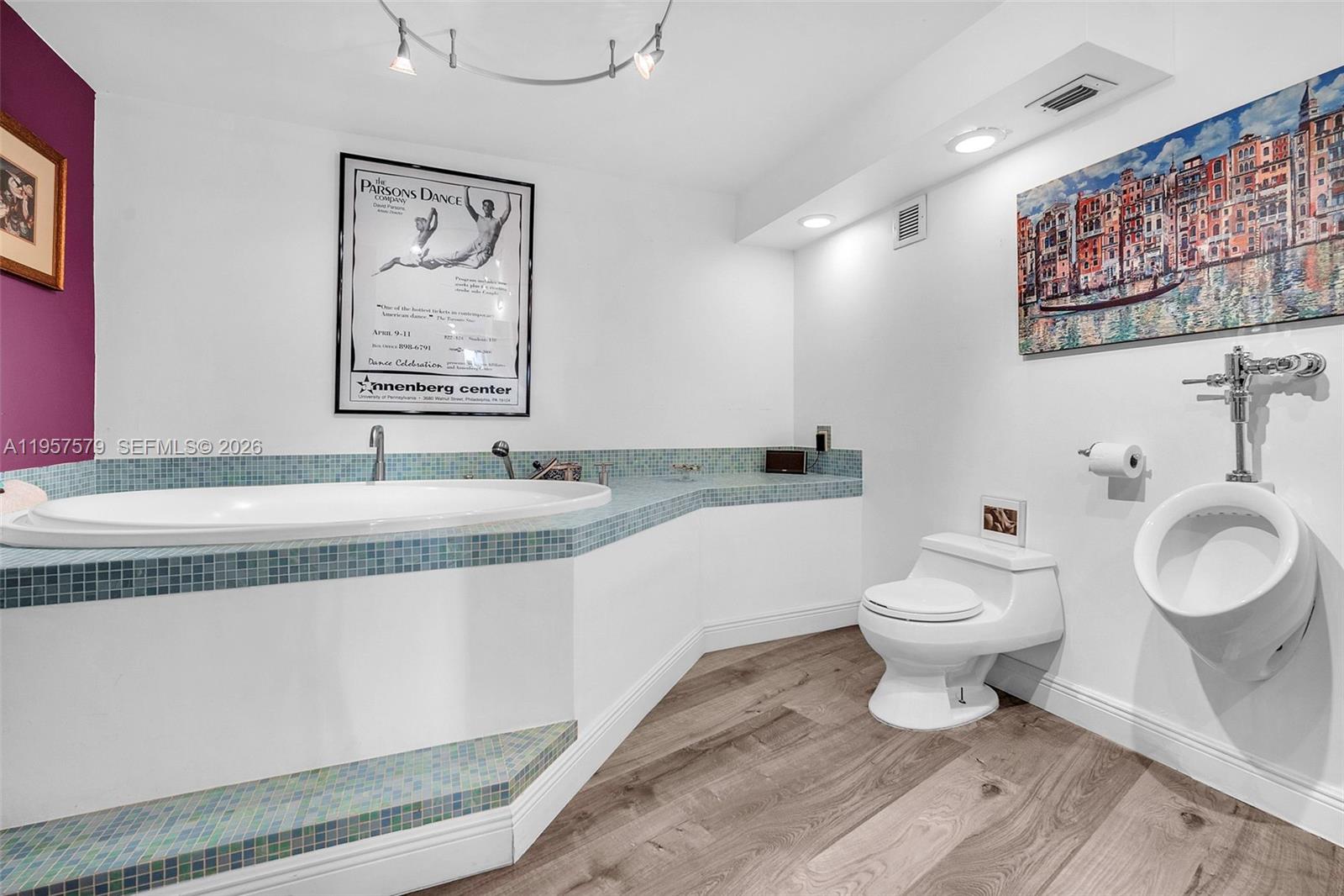 2029 N Ocean Blvd # 106