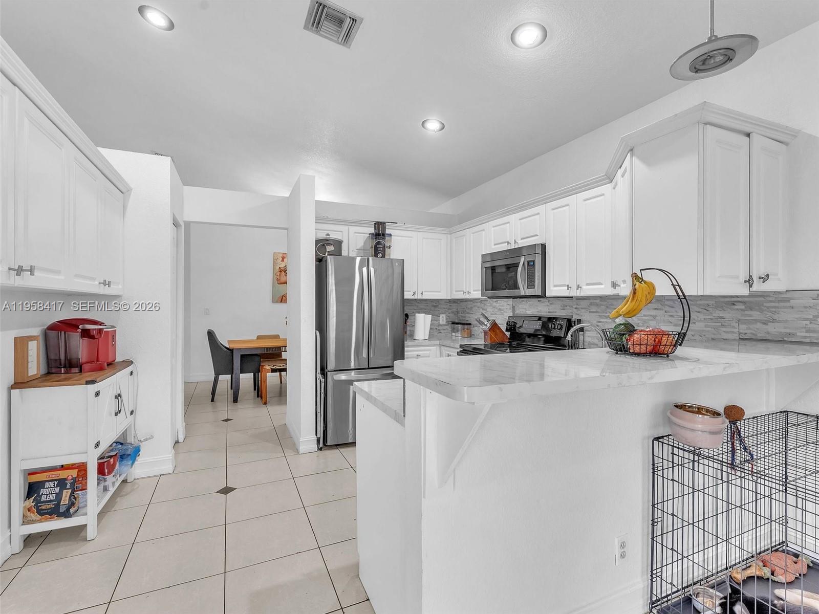 3080 NW 8th St