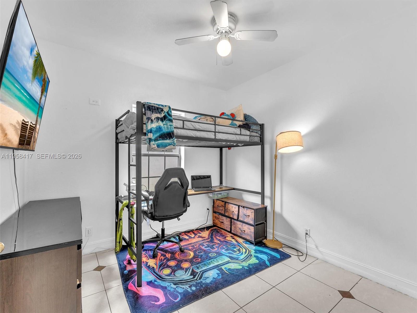 3080 NW 8th St