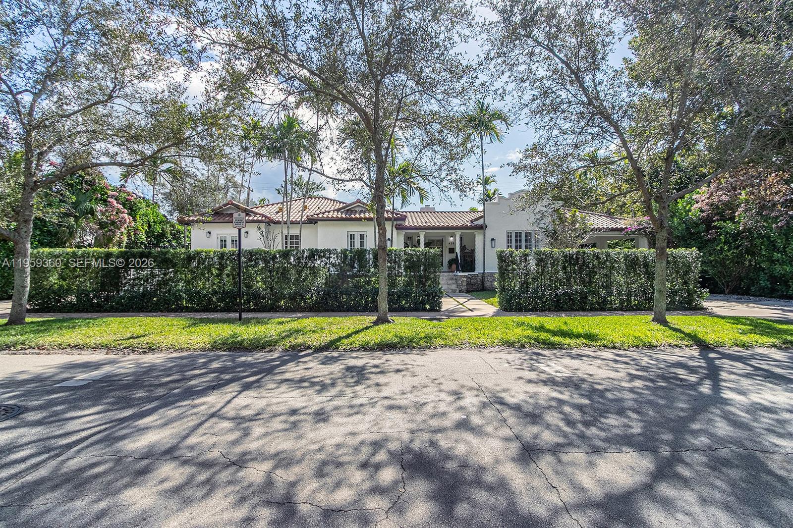 428 Giralda Ave