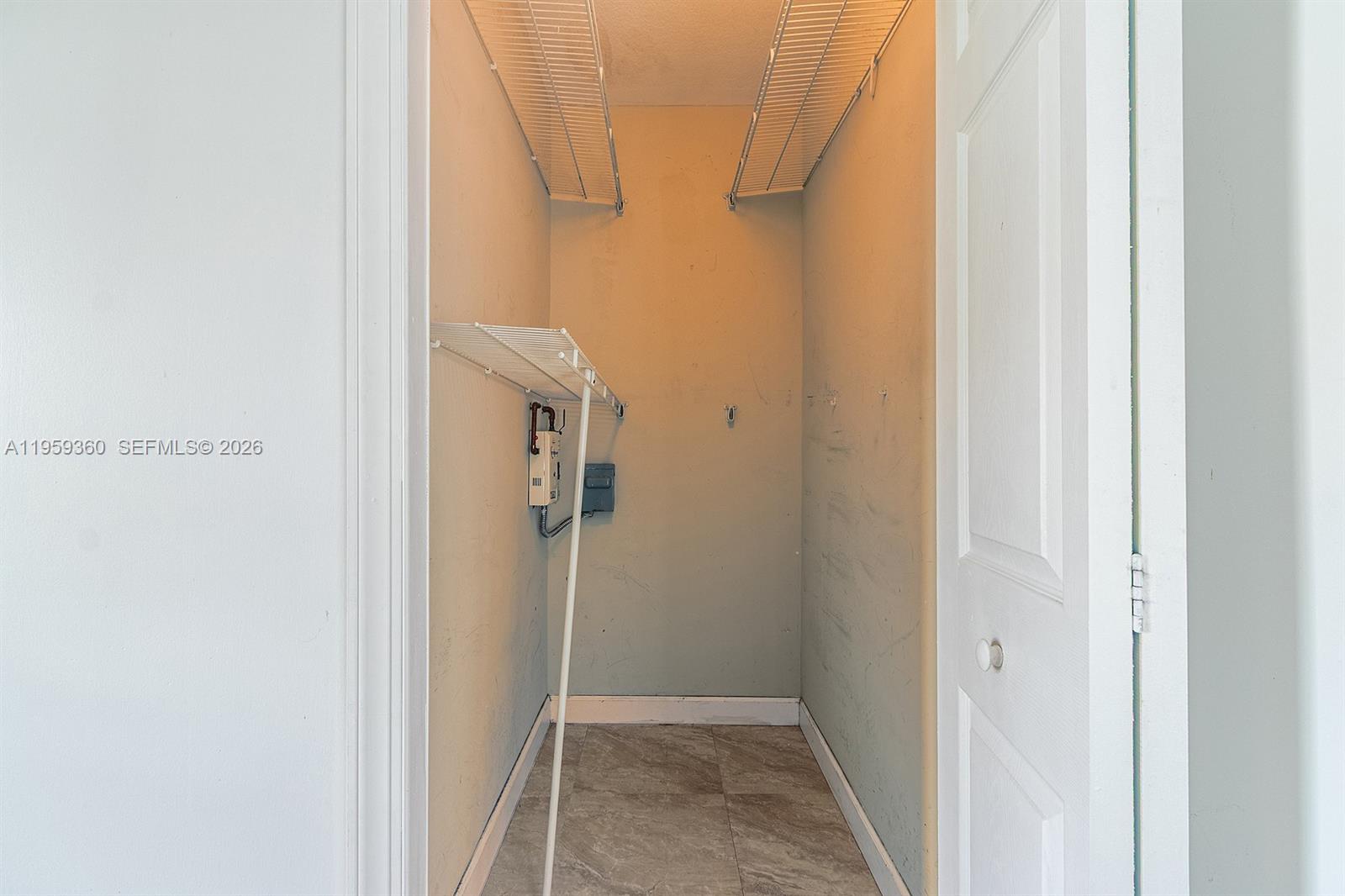 428 Giralda Ave