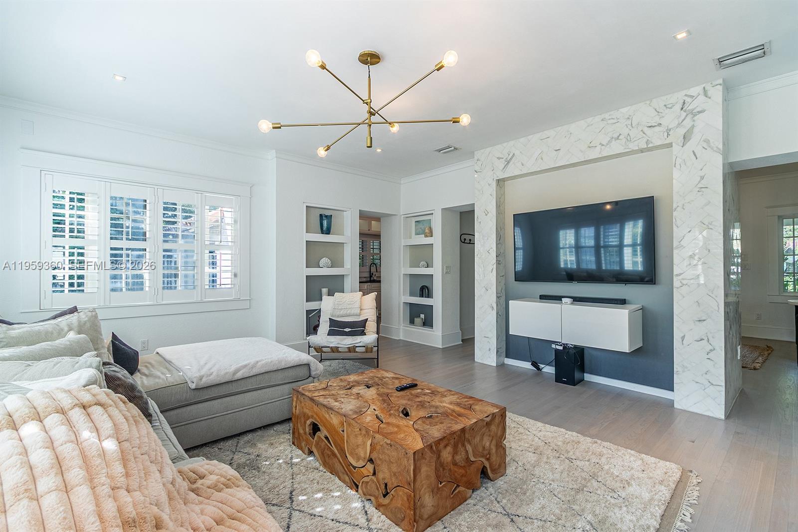 428 Giralda Ave