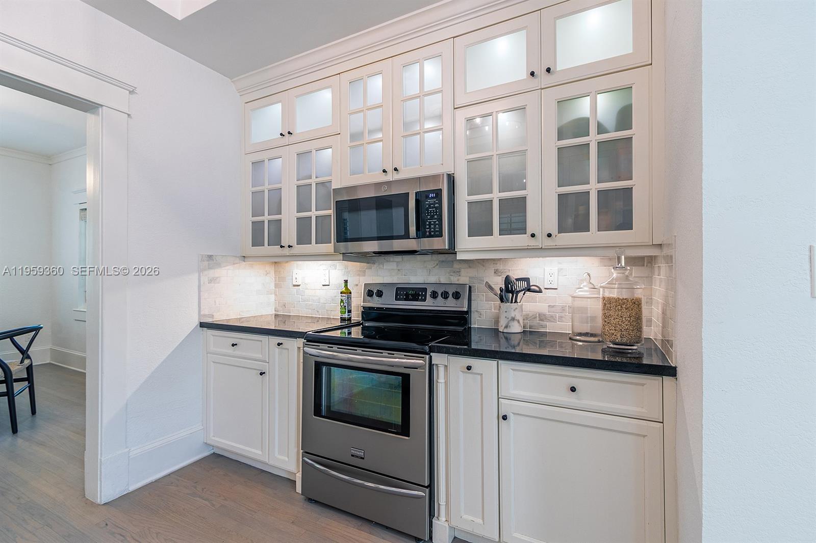 428 Giralda Ave